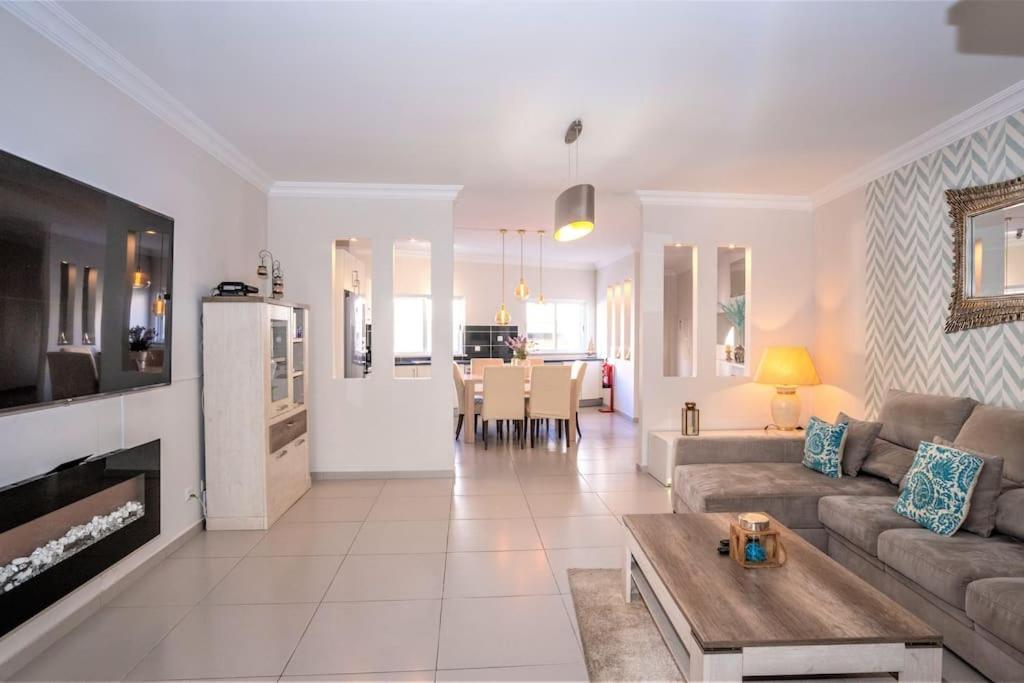 Luxuryvilla With Private Heated Pool And Spa 7P Quarteira Luaran gambar