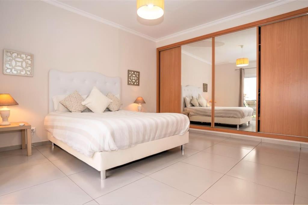 Luxuryvilla With Private Heated Pool And Spa 7P Quarteira Luaran gambar