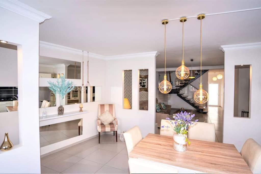 Luxuryvilla With Private Heated Pool And Spa 7P Quarteira Luaran gambar