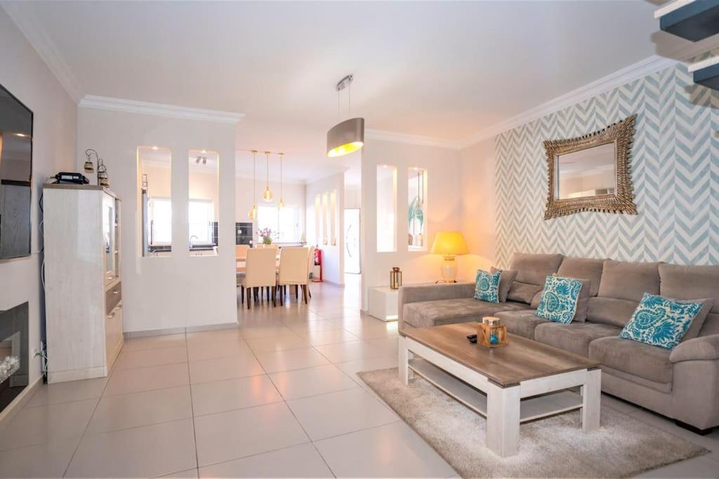 Luxuryvilla With Private Heated Pool And Spa 7P Quarteira Luaran gambar
