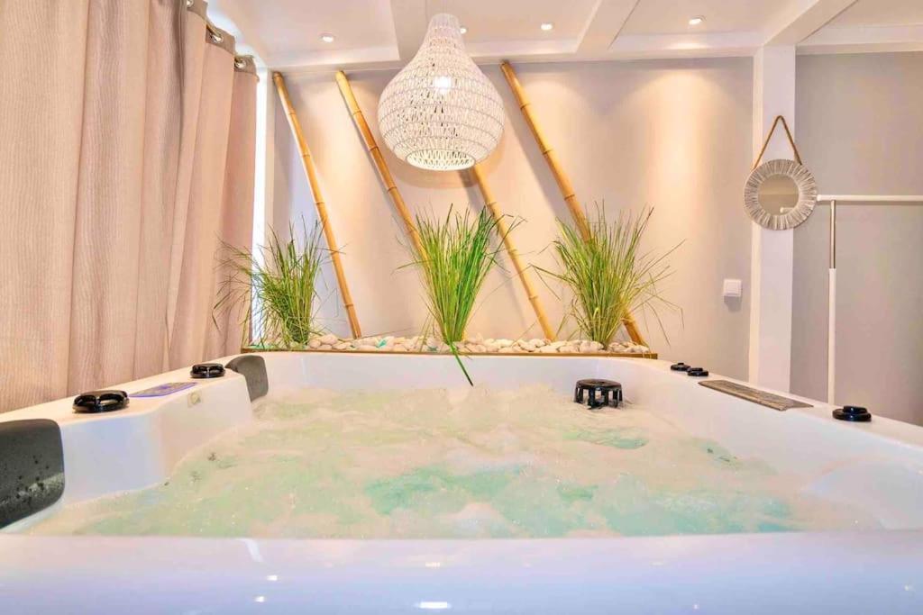 Luxuryvilla With Private Heated Pool And Spa 7P Quarteira Luaran gambar