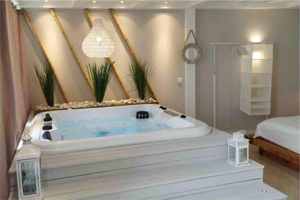 Luxuryvilla With Private Heated Pool And Spa 7P Quarteira Luaran gambar